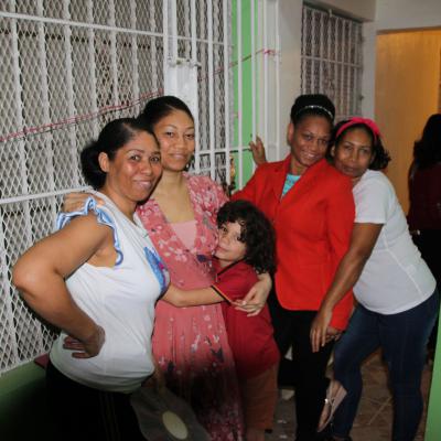 Les 4 soeurs et le neveu